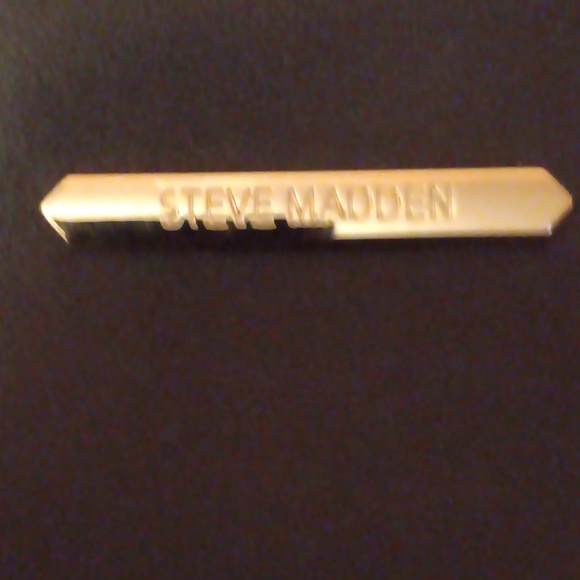 Steve Madden Black Crossbody Purse - Picture 3 of 10